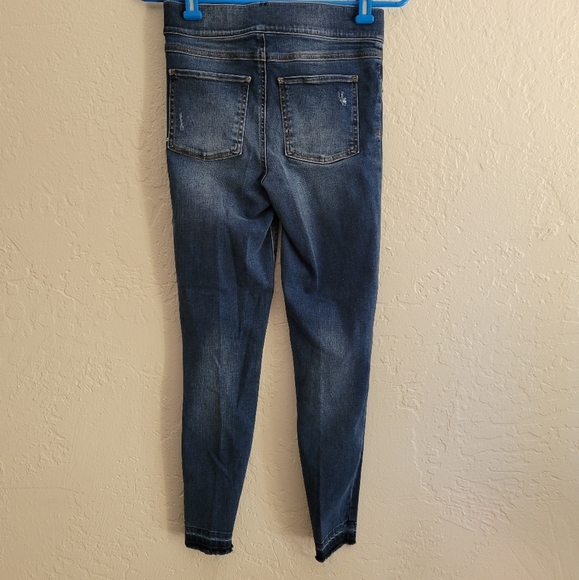 Spanx Distressed Leggings Size Small - Picture 3 of 5